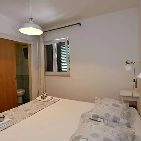 Marina - By Guide Apartman