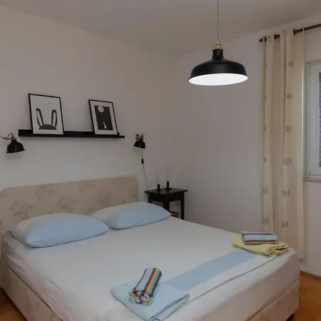 Apartment Marina - By Guide Makarska