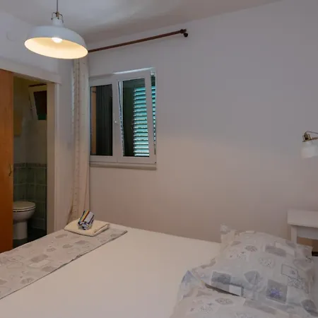 Marina - By Guide * Makarska